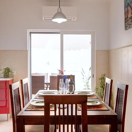 City Center, Private Parking, Ac, 6Ppl. 오양 외부 사진